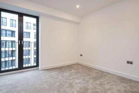 2 bedroom apartment to rent, Rosewood Building, Shoreditch Exchange, E2