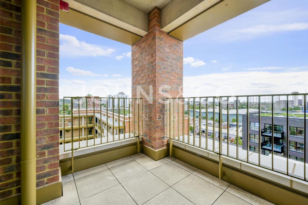 Apartment in London - View 5