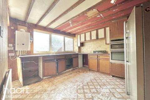 undefined, Trident Drive, DUNSTABLE
