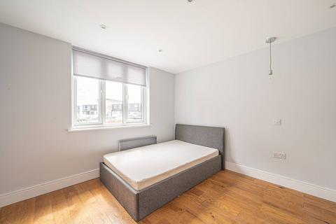 Oldfield Lane North, Greenford, UB6