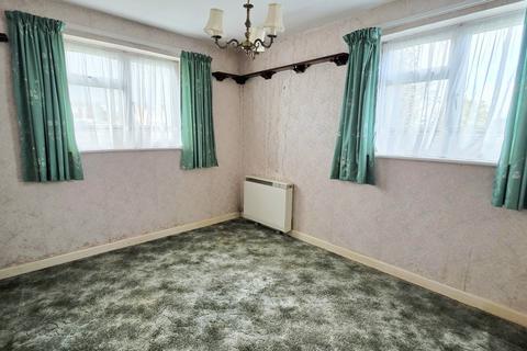 59 Bridgewater Road, Brackley, NN13 6BY