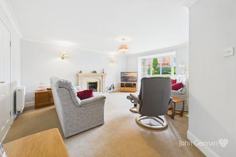 undefined, Stanway Close, Uttoxeter
