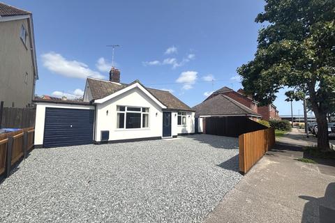 4 bedroom detached house to rent, Lowestoft, NR34