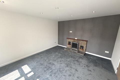 4 bedroom detached house to rent, Lowestoft, NR34