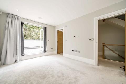 undefined, The Park, London W5