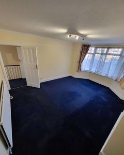 1 bedroom maisonette to rent, Pinner View, HA1