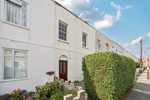 undefined, Victoria Place, Gloucestershire GL52