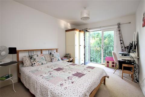 72 Elgin Gardens, Guildford, GU1 1UB