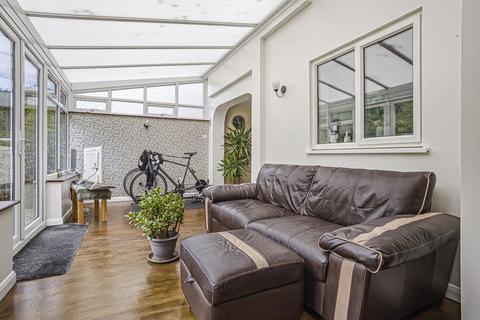 4 bedroom semi-detached house for sale, Tyron Way, Sidcup, DA14 6AZ