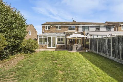 59 Tyron Way, Sidcup, DA14 6AZ