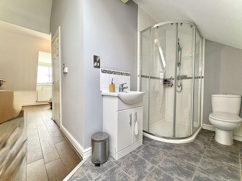 Ensuite shower room