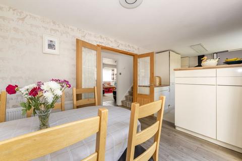 4 bedroom detached house for sale, Lashbrooks Road, Uckfield