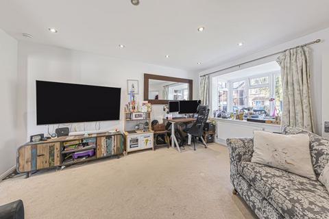49 Veals Mead, Mitcham, CR4 3SB