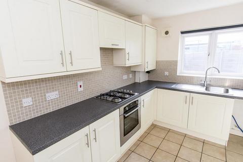 3 bedroom house to rent, Drage Close, Lutterworth