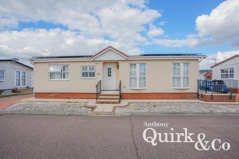 Creek Road, Canvey Island, SS8