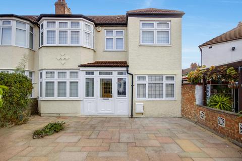 undefined, Broadlands Close, Enfield