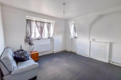 3 bedroom apartment for sale, Battersby Road, London