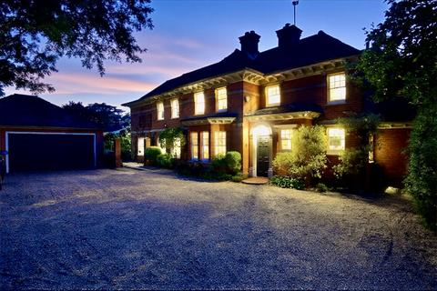 5 bedroom detached house for sale, Forest Crescent, Ashtead, KT21
