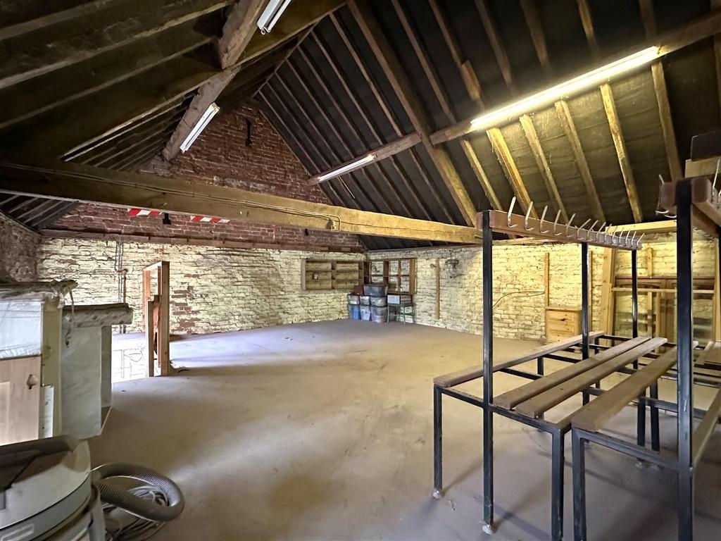 Original Barn First Floor Aspect Three 030