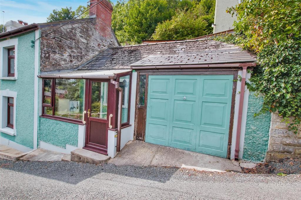 Attached Garage