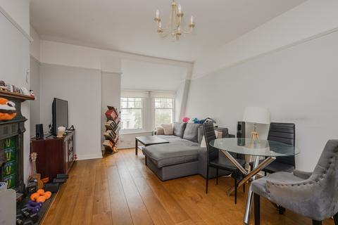 2 bedroom apartment for sale, Richmond TW10