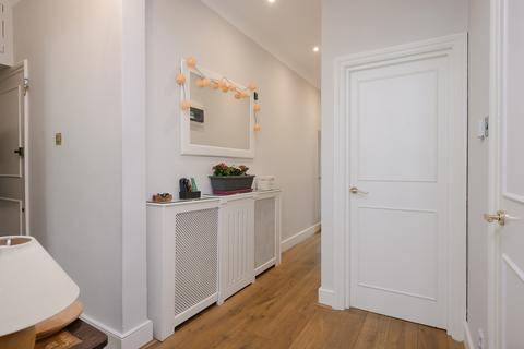 2 bedroom apartment for sale, Richmond TW10