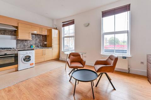 2 bedroom flat for sale, Blackstock Road, Finsbury Park, London, N4