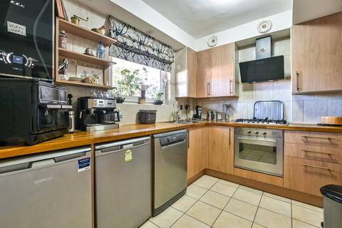 2 bedroom flat for sale, Rotherfield Street, East Canonbury, London, N1