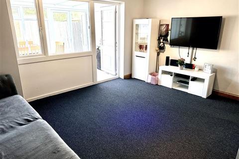 2 bedroom terraced house for sale, Willow Crescent, Durrington, Worthing, West Sussex, BN13 2SY