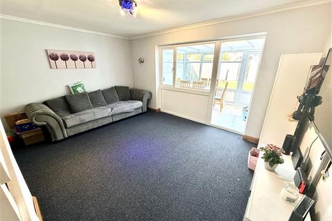 2 bedroom terraced house for sale, Willow Crescent, Durrington, Worthing, West Sussex, BN13 2SY