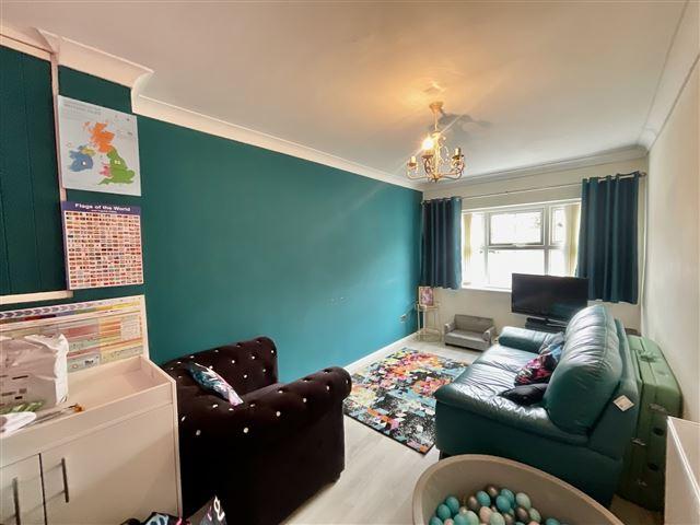 Bedroom 5/ Office/ Playroom