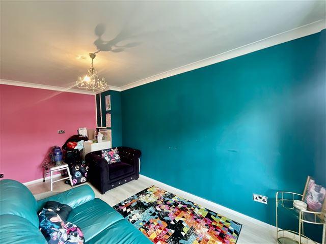Bedroom 5/ Office/ Playroom