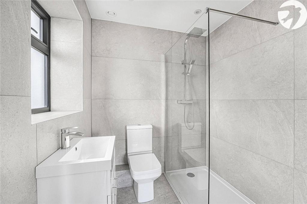 En-Suite Shower