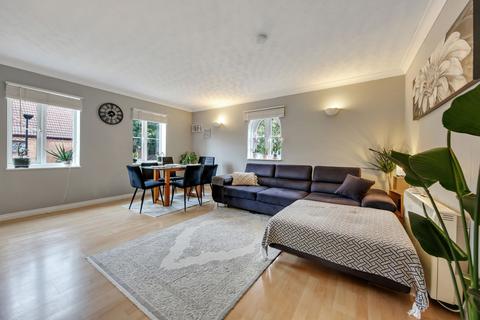 1 bedroom flat for sale, Pembroke Road, London, E6