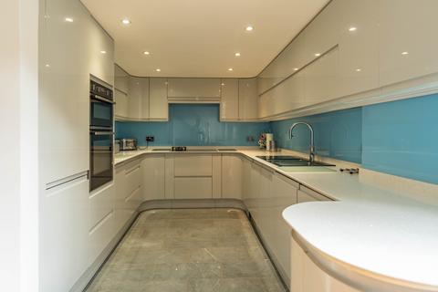 undefined, Royal Drive, London N11