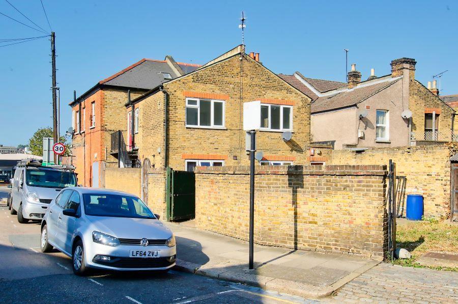 741d garratt lane Ex