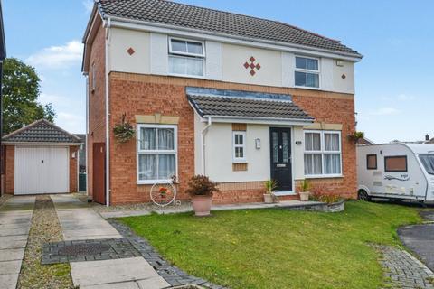 3 bedroom detached house for sale, High Keep Fold, Hall Green, Wakefield, West Yorkshire