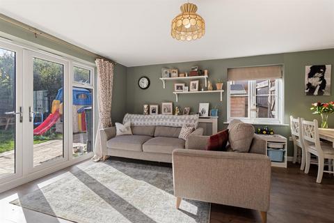 undefined, 32 Kingston Close, Welland, Malvern, Worcestershire