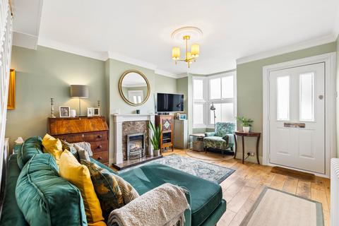 3 bedroom house for sale, Crescent Road, Redhill RH1