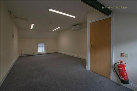 Office to rent, 2 Southampton Rd Ringwood BH24 1HY