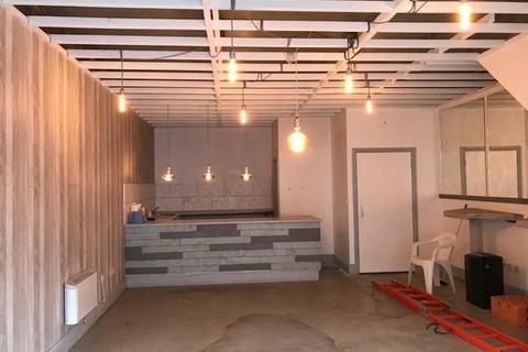 Convenience store to rent, 14-15 Mill St Stafford ST16 2AJ