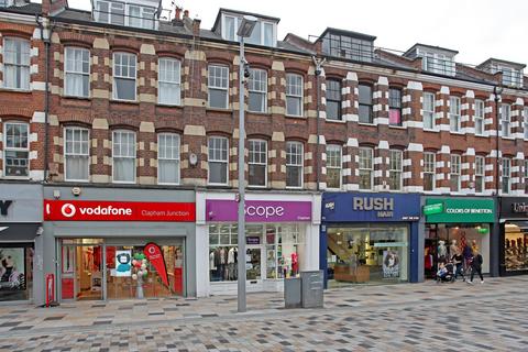Restaurant to rent, 69 St Johns Rd London SW11 1QX