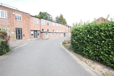 Office to rent, Felcourt Rd East Grinstead RH19 2LP