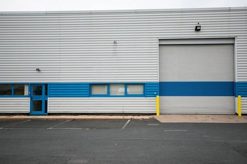 Warehouse to rent, Third Ave Kingswinford DY6 7PP