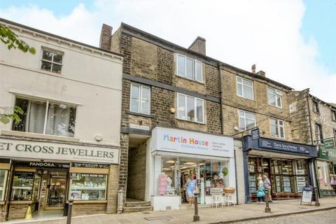 Retail property (high street) to rent, 34 Sheep St Skipton BD23 1HX