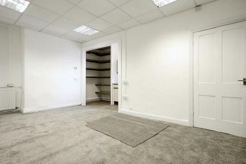 Office to rent, 27 Newmarket St Skipton BD23 2JE