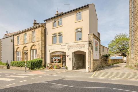 Office to rent, 27 Newmarket St Skipton BD23 2JE