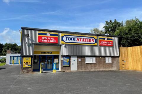 Showroom for sale, Peakdale Rd Glossop SK13 6LQ