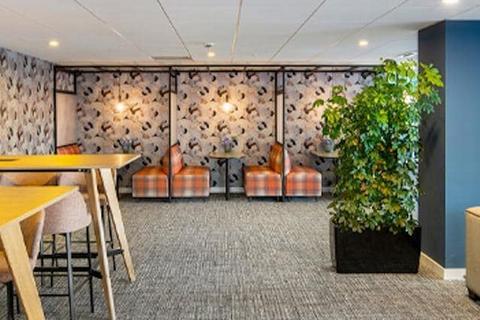 Office to rent, 282 Farnborough Rd Farnborough GU14 7NA