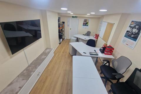 Retail property (high street) to rent, 13 Francis St Leicester LE2 2BE